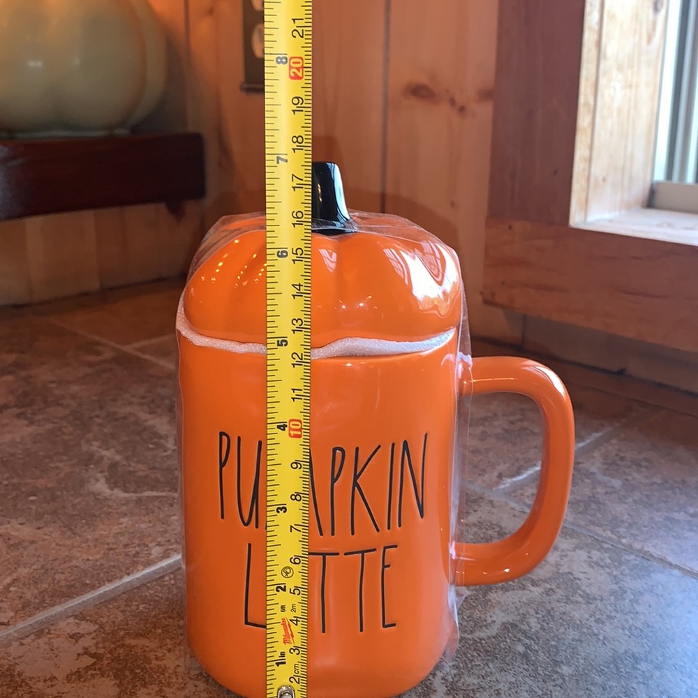 Rae Dunn “Pumpkin Latte” Mug with lid - Picture 4 of 4